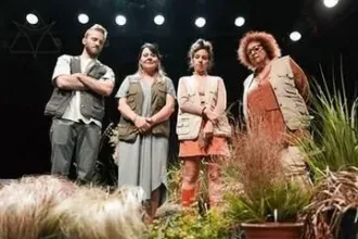 המדריך לגידול המת - תיאטרון תמונע