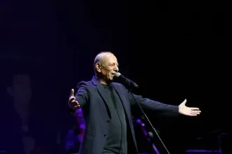 אבנר גדסי מארח את דודו טסה