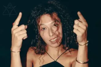 בכורות בענב - עמנואל מירון