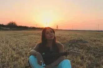 בכורות בענב - ענבל ויין