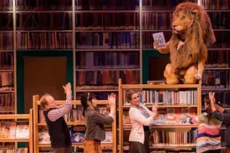 אריה הספריה - תיאטרון המדיטק