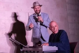 Smile - אבי בנימין מארח את לב אלגרדט