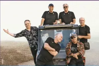 תיסלם מארחים את מוניקה סקס