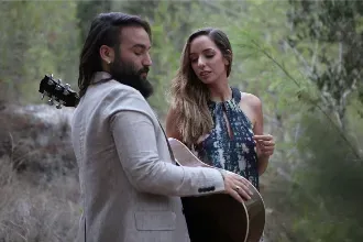 הדס קליינמן ואביב בכר 