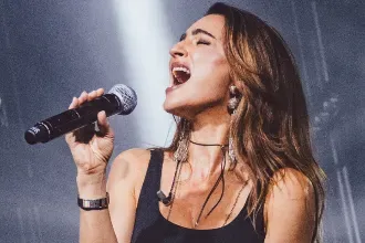 אניה בוקשטיין