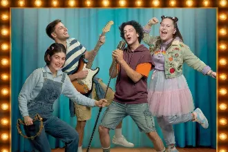  ואני שר - מחזמר משיריו של שלומי שבת