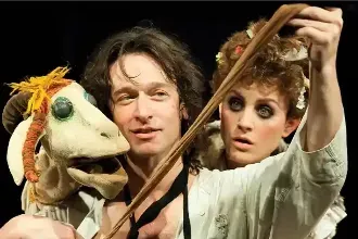 כפר - תיאטרון גשר